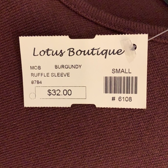 Knit Top with Ruffle Sleeves - Picture 3 of 3